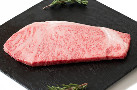 &lt;Tokachi Kuroge Wagyu beef&gt; Sirloin steak 180g 